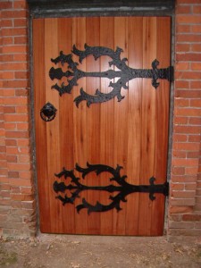 The new door and hinge plates at the Lone Fir Cemetary